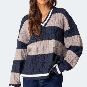 Edikted Navy and Gray Cable Knit V-Neck Sweater